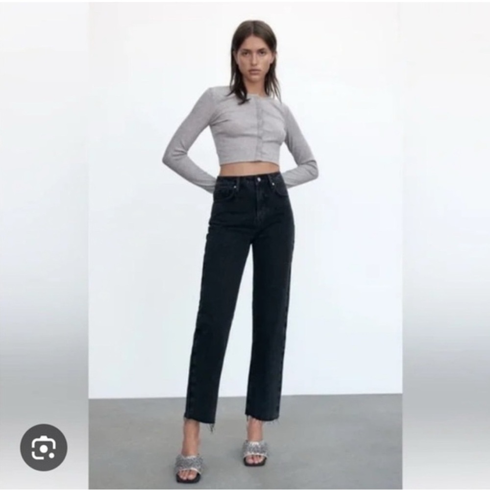 Zara Cropped Jeans Black - US 6